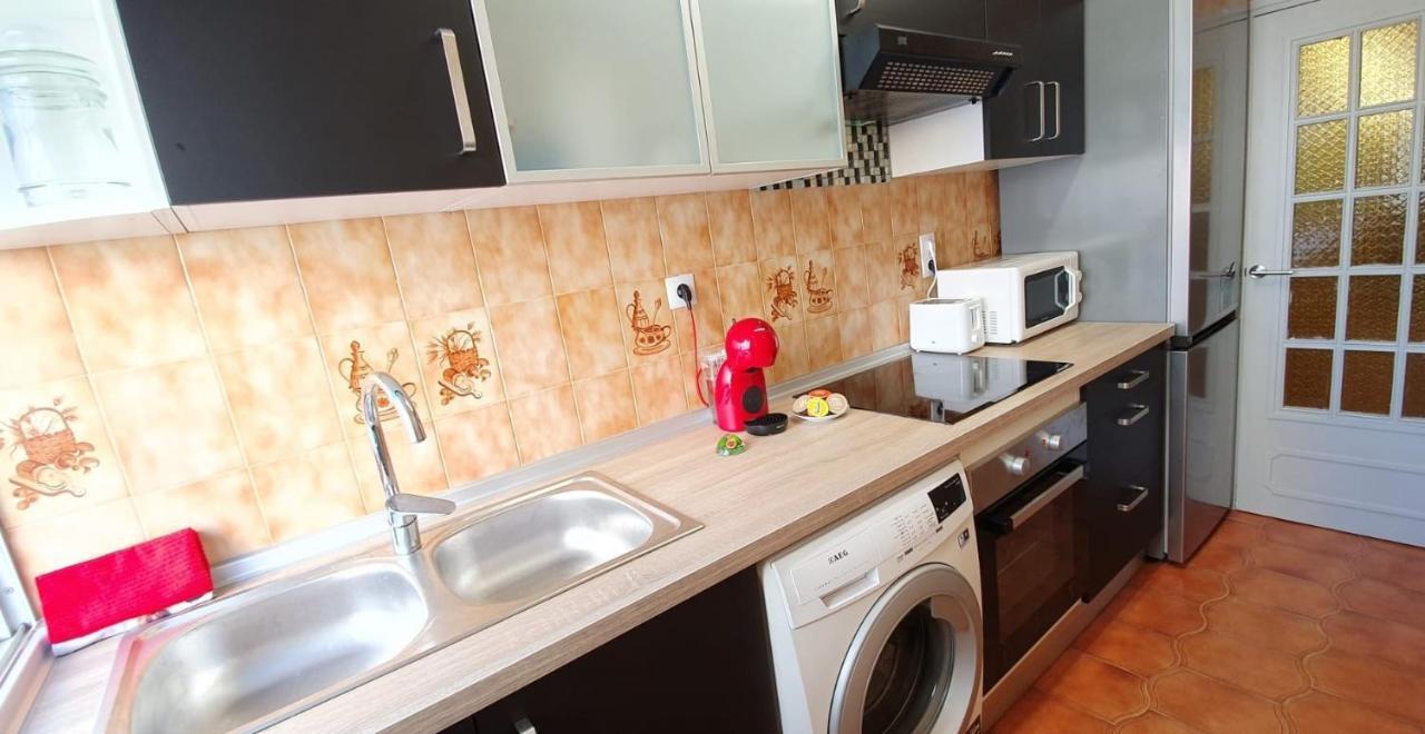 Encantadora Vivienda En El Paseo Maritimo De 萨洛 外观 照片